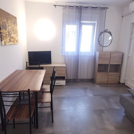 Apartmani Viktorija Fažana Cameră foto